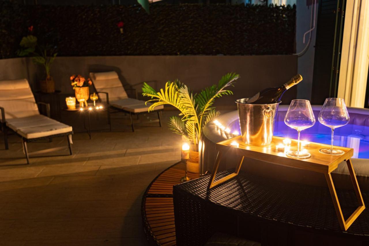 Oasis Luxury Apartment With Terrarce And Jacuzzi Split Exterior photo