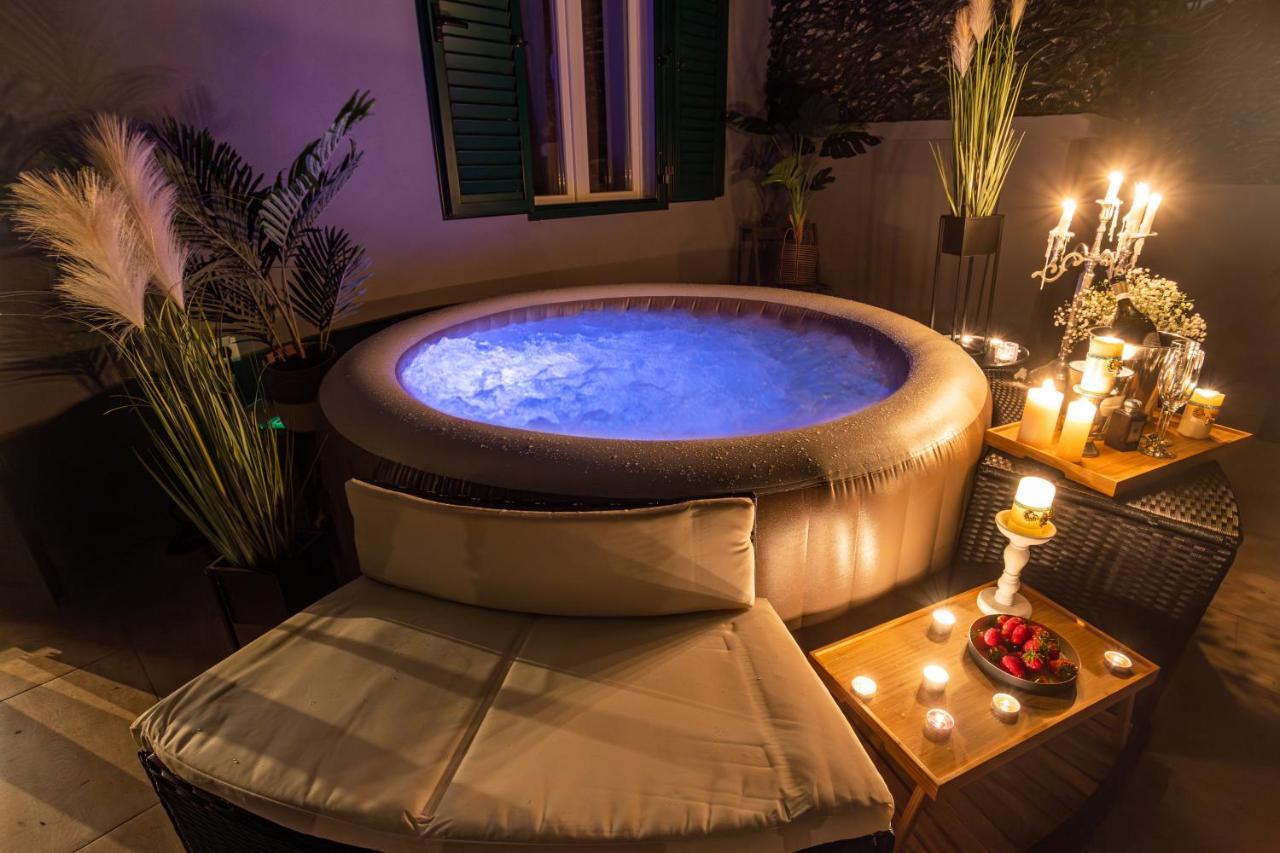 Oasis Luxury Apartment With Terrarce And Jacuzzi Split Exterior photo